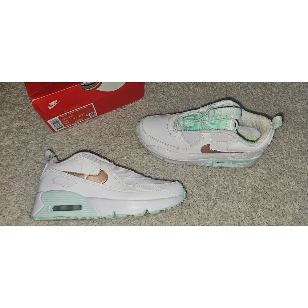 Nike Air Max 90 Toggle PS White Mint Sneaker's size 2.5y
